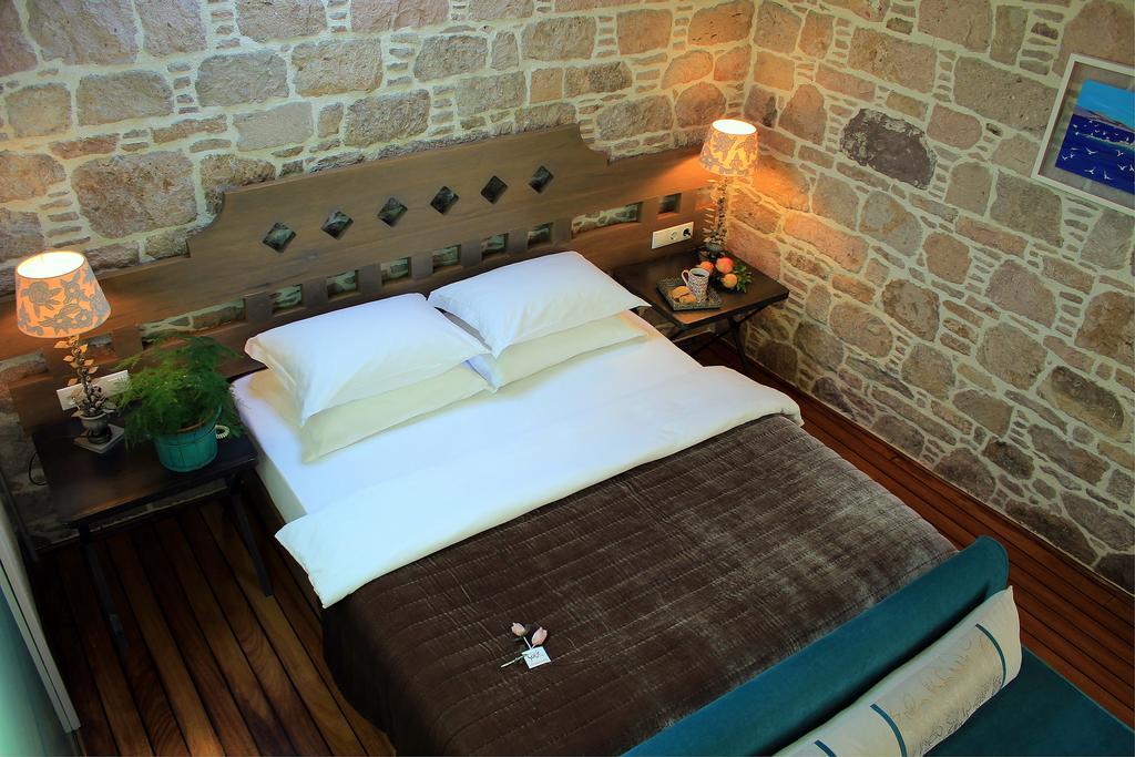 Cunda Lena Otel Ayvalı Exterior foto